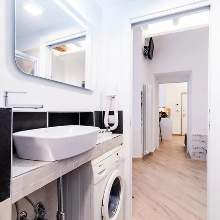 Urban Flat Via Diaz 105 Комо